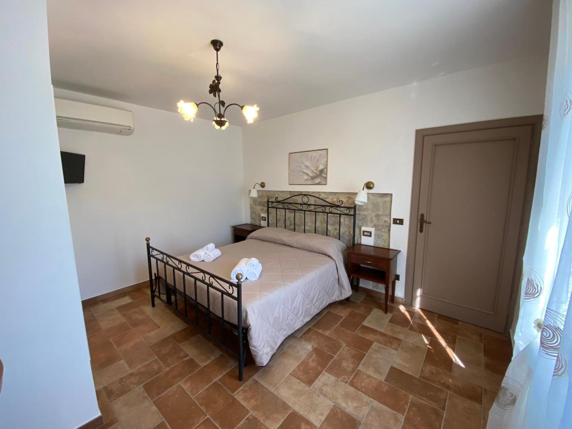 مبيت وإفطار Lenola La Casa Di Nonna Tella المظهر الخارجي الصورة