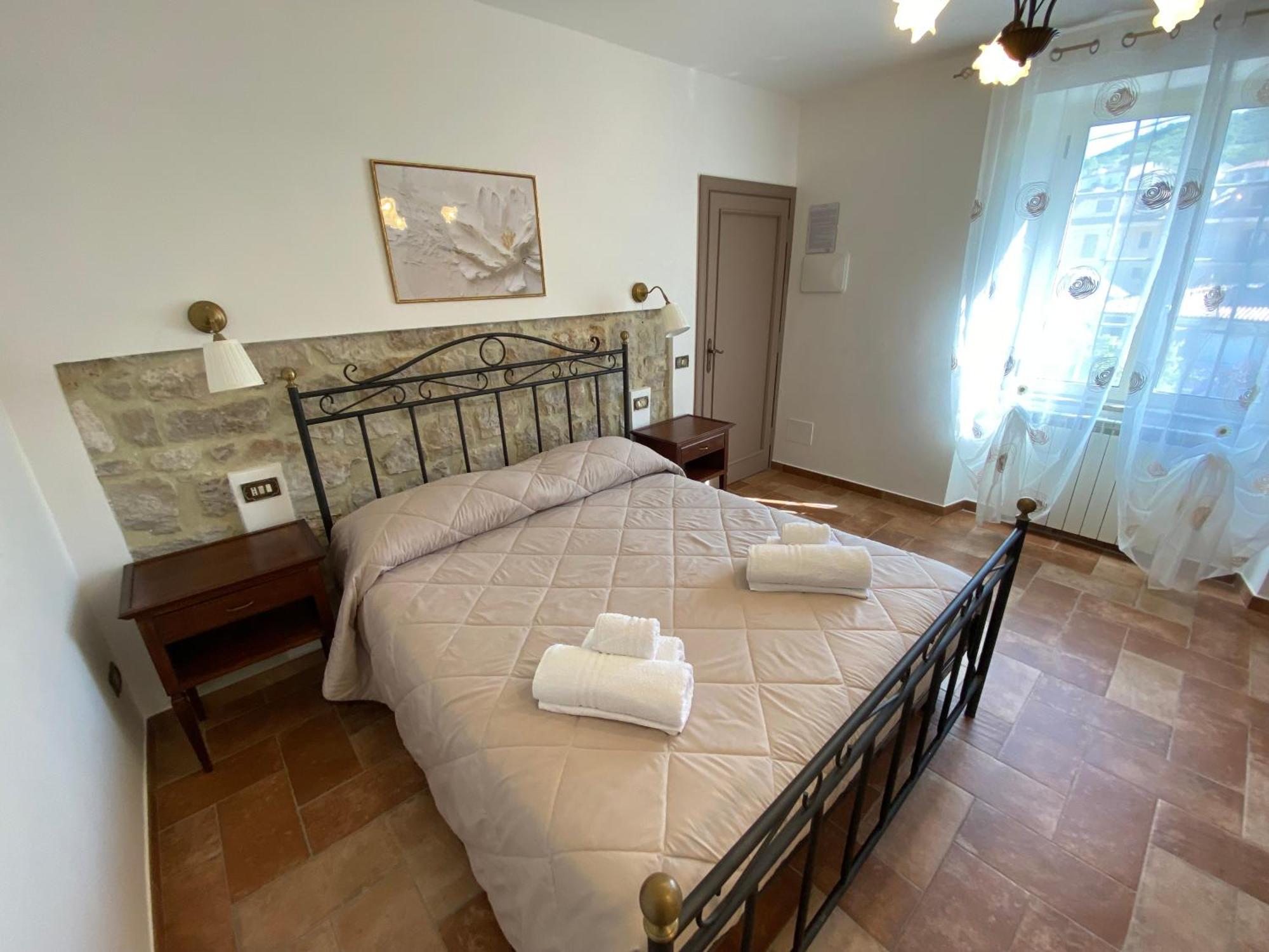 مبيت وإفطار Lenola La Casa Di Nonna Tella المظهر الخارجي الصورة